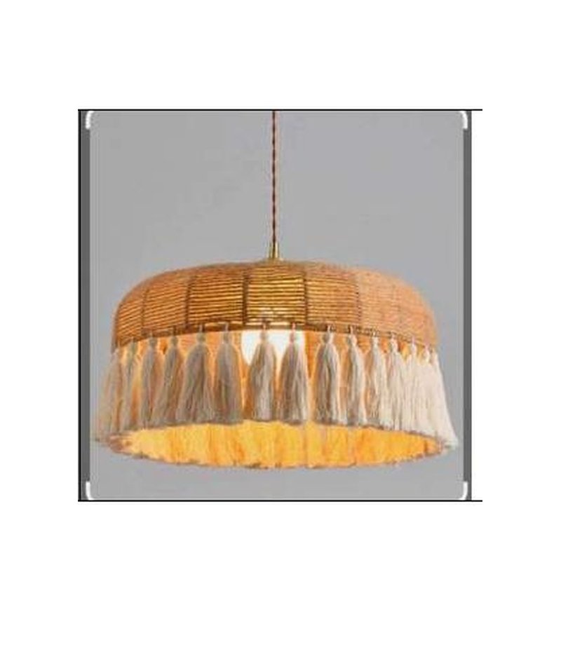 Small Scalloped Pendant